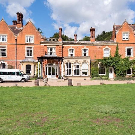 Fsc Juniper Hall Hostel Mickleham Экстерьер фото